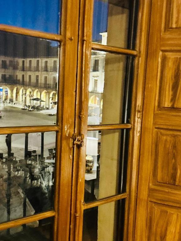 Arquitecto De La Vida- Plaza Mayor Leon Ngoại thất bức ảnh